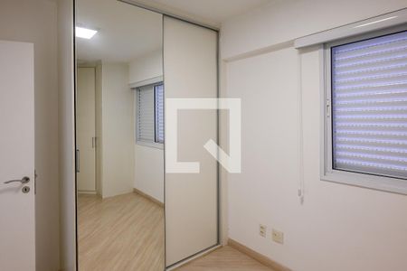 Quarto 1 de apartamento para alugar com 2 quartos, 70m² em Bosque da Saúde, São Paulo