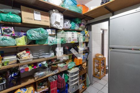 Casa à venda com 356m², 5 quartos e 4 vagasDespensa