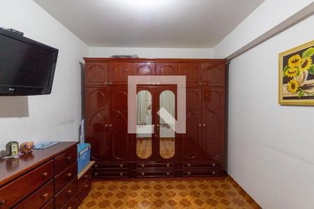 Casa à venda com 356m², 5 quartos e 4 vagasQuarto 1