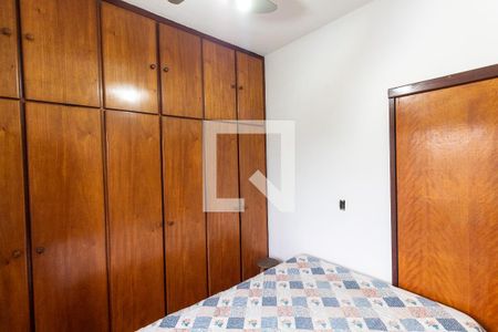 Casa à venda com 356m², 5 quartos e 4 vagasQuarto Suíte