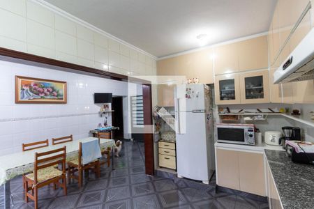 Casa à venda com 356m², 5 quartos e 4 vagasCozinha