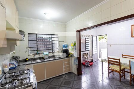 Casa à venda com 356m², 5 quartos e 4 vagasCozinha