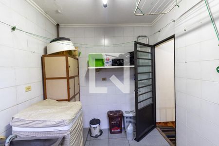 Casa à venda com 356m², 5 quartos e 4 vagasLavanderia