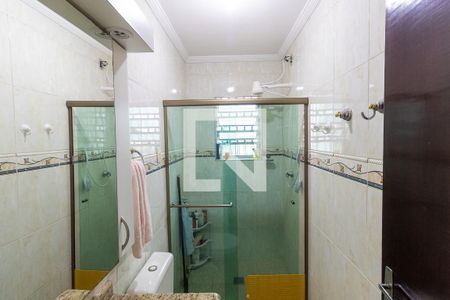 Casa à venda com 356m², 5 quartos e 4 vagasBanheiro 2