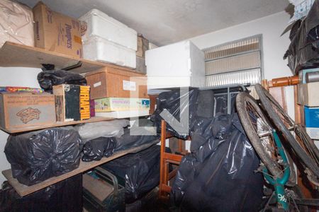 Casa à venda com 356m², 5 quartos e 4 vagasEscritório