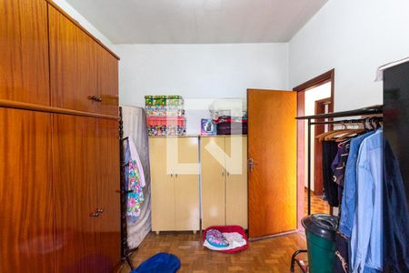 Casa à venda com 356m², 5 quartos e 4 vagasQuarto 4