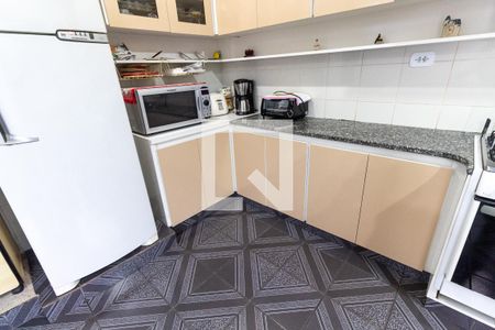 Casa à venda com 356m², 5 quartos e 4 vagasCozinha - Armários