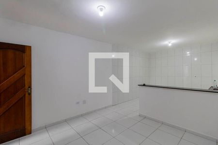 Sala  de casa para alugar com 1 quarto, 60m² em Vila Nhocune, São Paulo