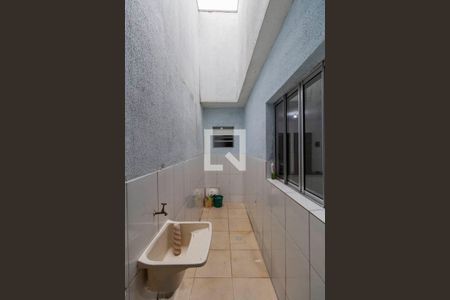 Casa para alugar com 60m², 1 quarto e sem vaga Casa para alugar com 60m², 1 quarto e sem vagaÁrea de Serviço