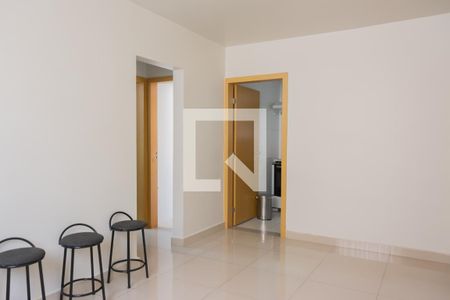 Sala de apartamento à venda com 2 quartos, 64m² em Arvoredo Ii, Contagem