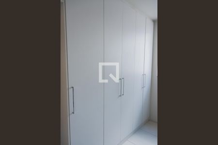 Quarto 1 - Armários de apartamento à venda com 2 quartos, 64m² em Arvoredo Ii, Contagem