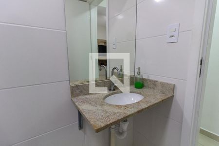 Apartamento para alugar com 80m², 2 quartos e 2 vagas Apartamento para alugar com 80m², 2 quartos e 2 vagasDetalhe do banheiro social