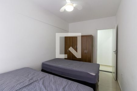 Apartamento para alugar com 80m², 2 quartos e 2 vagas Apartamento para alugar com 80m², 2 quartos e 2 vagasQuarto