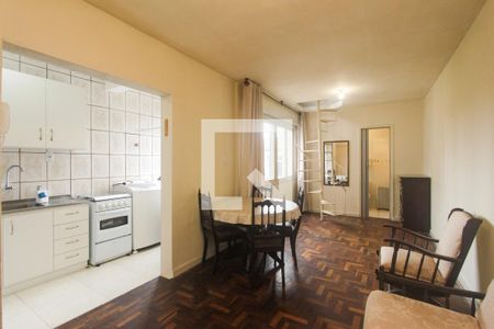 Sala de apartamento para alugar com 1 quarto, 64m² em Vila Ipiranga, Porto Alegre