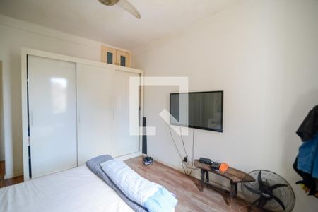 Casa à venda com 260m², 5 quartos e 2 vagasQuarto 6