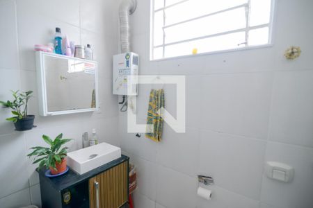 Casa à venda com 260m², 5 quartos e 2 vagasBanheiro 1