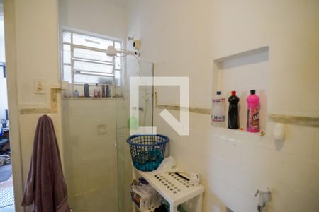 Casa à venda com 260m², 5 quartos e 2 vagasBanheiro 2