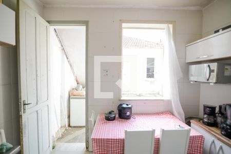 Casa à venda com 260m², 5 quartos e 2 vagasCozinha 2