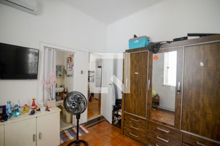 Casa à venda com 260m², 5 quartos e 2 vagasSuíte