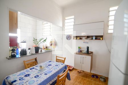 Casa à venda com 260m², 5 quartos e 2 vagasCopa