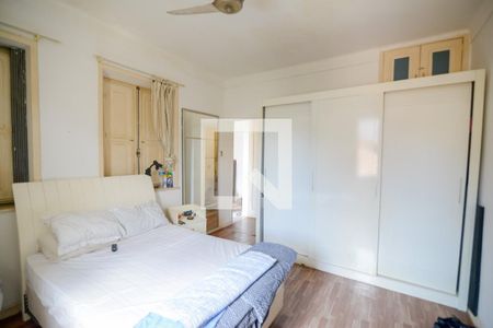 Casa à venda com 260m², 5 quartos e 2 vagasQuarto 6