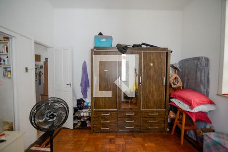 Casa à venda com 260m², 5 quartos e 2 vagasSuíte