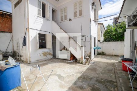 Casa à venda com 260m², 5 quartos e 2 vagasÁrea de Serviço