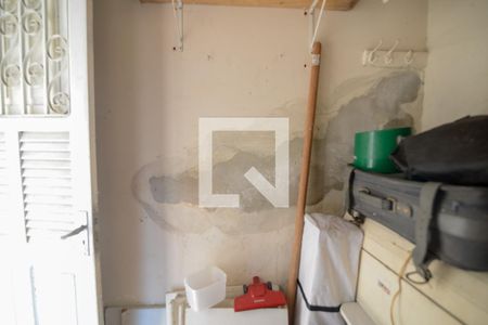 Casa à venda com 260m², 5 quartos e 2 vagasQuarto de Serviço