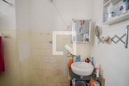 Casa à venda com 260m², 5 quartos e 2 vagasBanheiro da Suíte