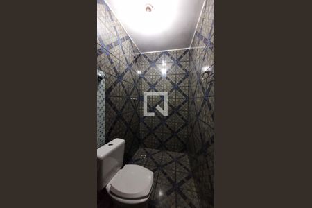 Casa à venda com 360m², 3 quartos e 3 vagasBanheiro da Suíte