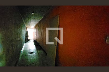 Casa à venda com 360m², 3 quartos e 3 vagasCorredor