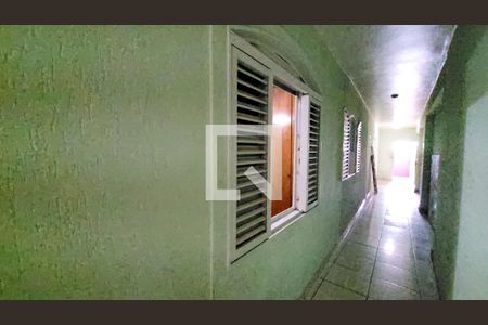 Casa à venda com 360m², 3 quartos e 3 vagasCorredor