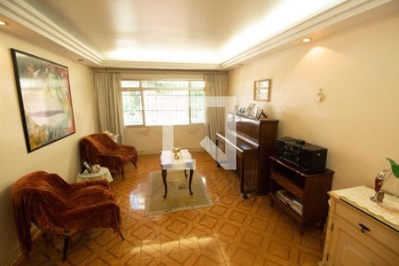 sala de casa para alugar com 3 quartos, 229m² em Saúde, São Paulo