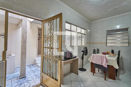 Casa à venda com 200m², 3 quartos e 4 vagasCozinha 2