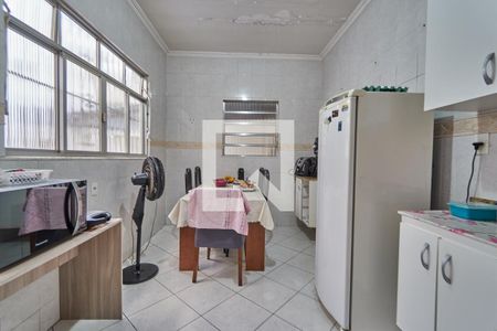 Casa à venda com 200m², 3 quartos e 4 vagasCozinha 2