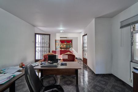 Casa à venda com 200m², 3 quartos e 4 vagasQuarto do Terraço