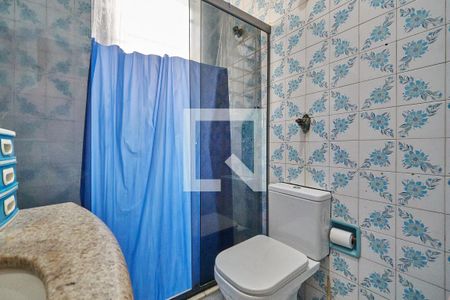 Casa à venda com 200m², 3 quartos e 4 vagasBanheiro