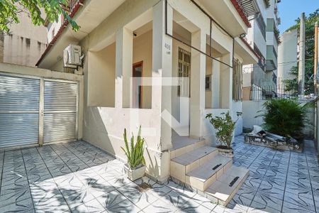 Casa à venda com 200m², 3 quartos e 4 vagasQuintal
