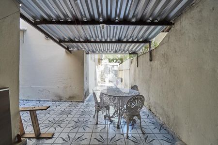 Casa à venda com 200m², 3 quartos e 4 vagasQuintal