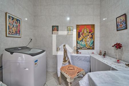 Casa à venda com 200m², 3 quartos e 4 vagasQuarto de Serviço