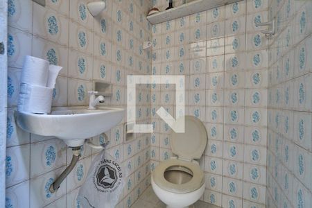 Casa à venda com 200m², 3 quartos e 4 vagasBanheiro de Serviço