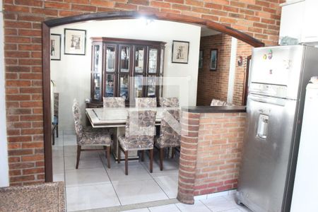 Casa para alugar com 350m², 6 quartos e NaN vagasCozinha