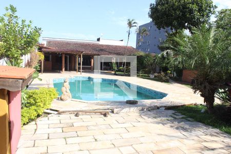 Casa para alugar com 350m², 6 quartos e NaN vagasPiscina