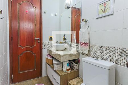 Apartamento à venda com 83m², 3 quartos e 2 vagasBanheiro da Suíte