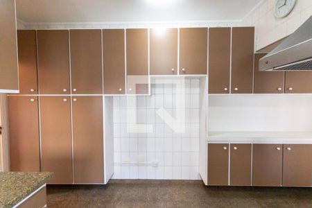 Apartamento à venda com 240m², 4 quartos e 3 vagasCozinha