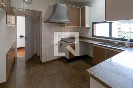 Apartamento à venda com 240m², 4 quartos e 3 vagasCozinha