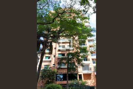 Apartamento à venda com 240m², 4 quartos e 3 vagasFachada