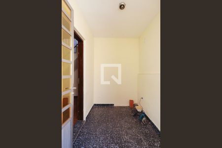 Casa à venda com 92m², 2 quartos e sem vaga Casa à venda com 92m², 2 quartos e sem vagaEntrada