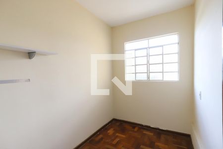Casa à venda com 92m², 2 quartos e sem vaga Casa à venda com 92m², 2 quartos e sem vagaEscritório