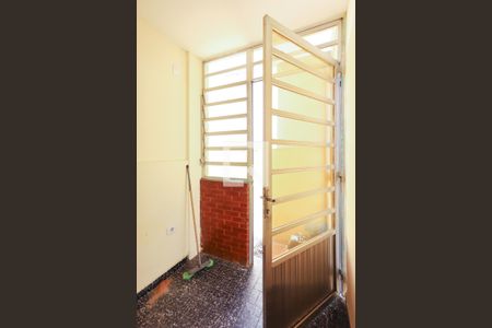 Casa à venda com 92m², 2 quartos e sem vaga Casa à venda com 92m², 2 quartos e sem vagaEntrada
